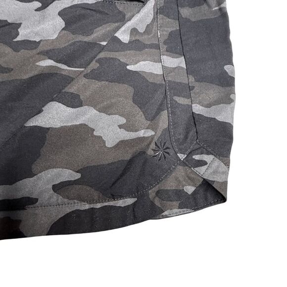 Athleta Girls Play More 3" Camo Drawstring Athletic Shorts Black Size Large - Picture 3 of 9